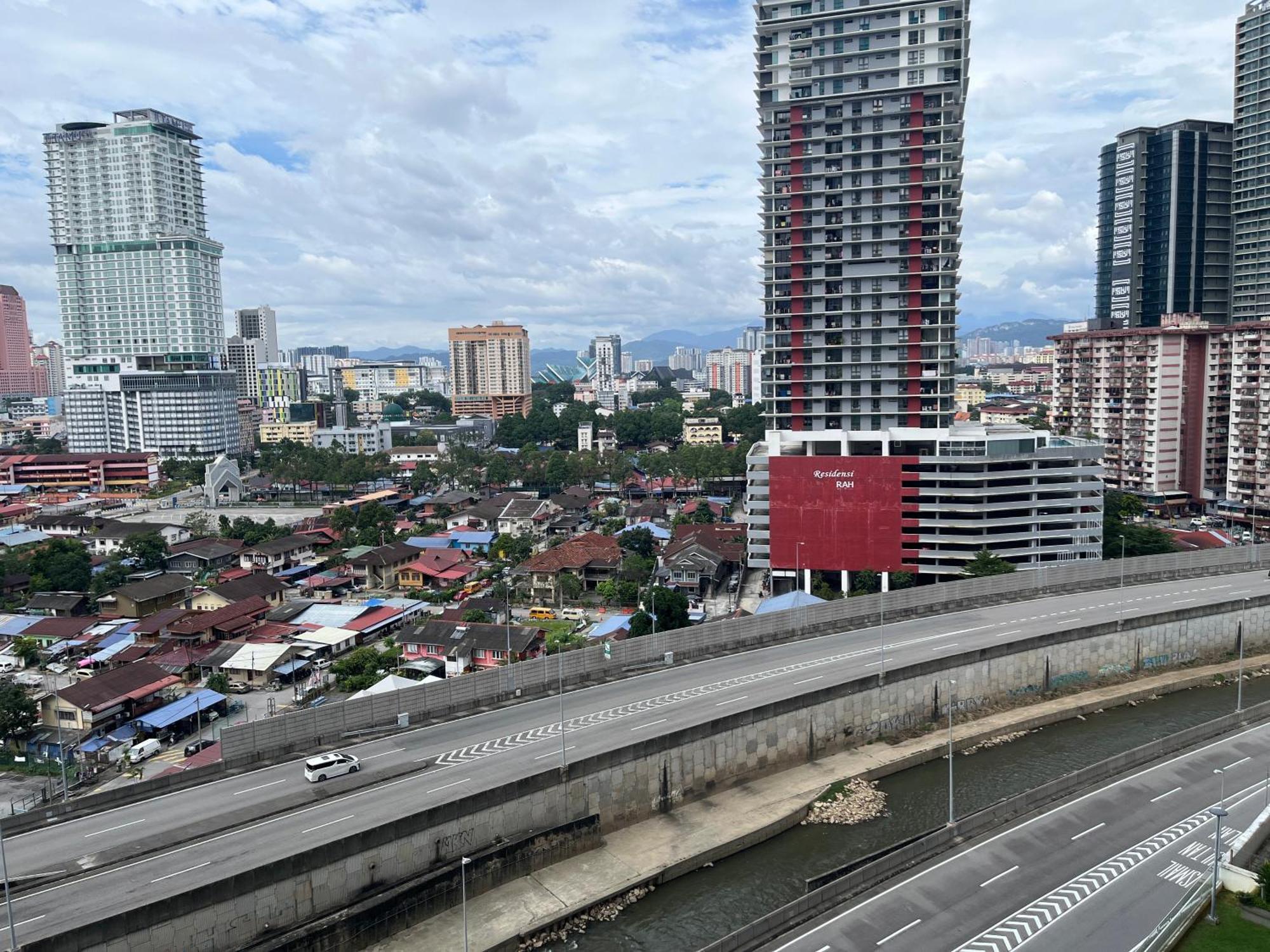 Kuala Lumpur Cherry Suites At Mercu Summer Suites Klcc Luaran gambar